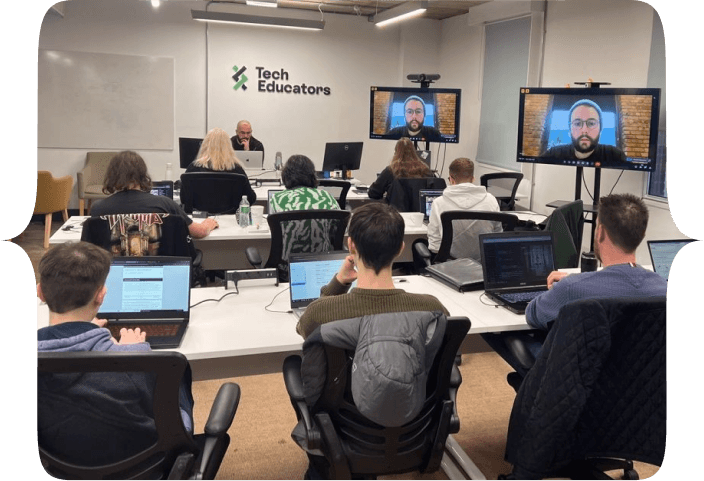 Learn the fundamental approaches to Software Development and also how to harness the power of AI over a 13 week period.