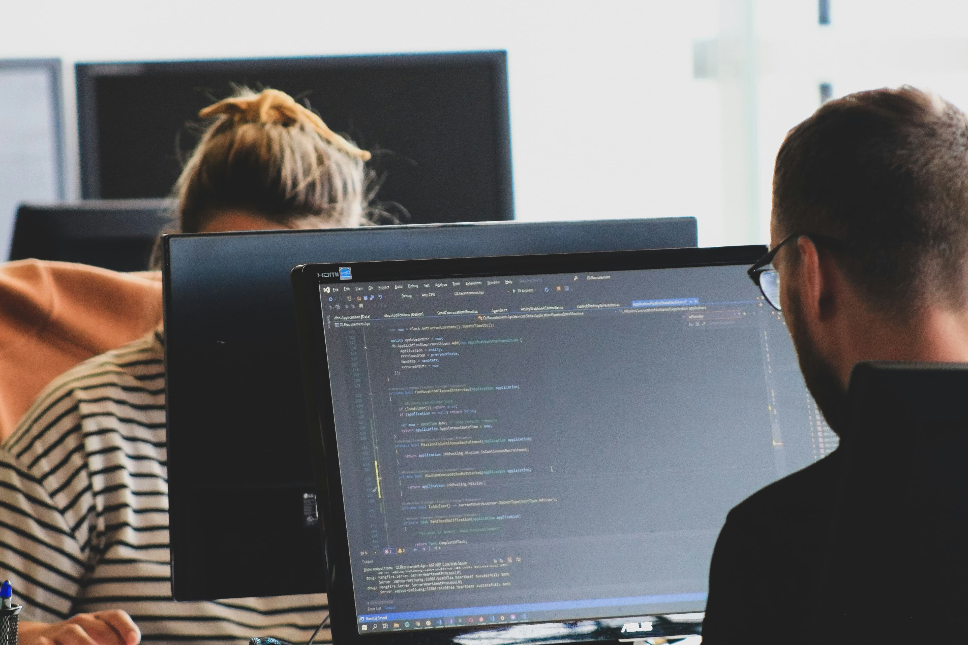 What Actually Happens on a Coding Bootcamp? An Honest Week-by-Week Guide