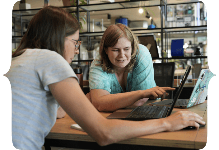 Two students pair programming